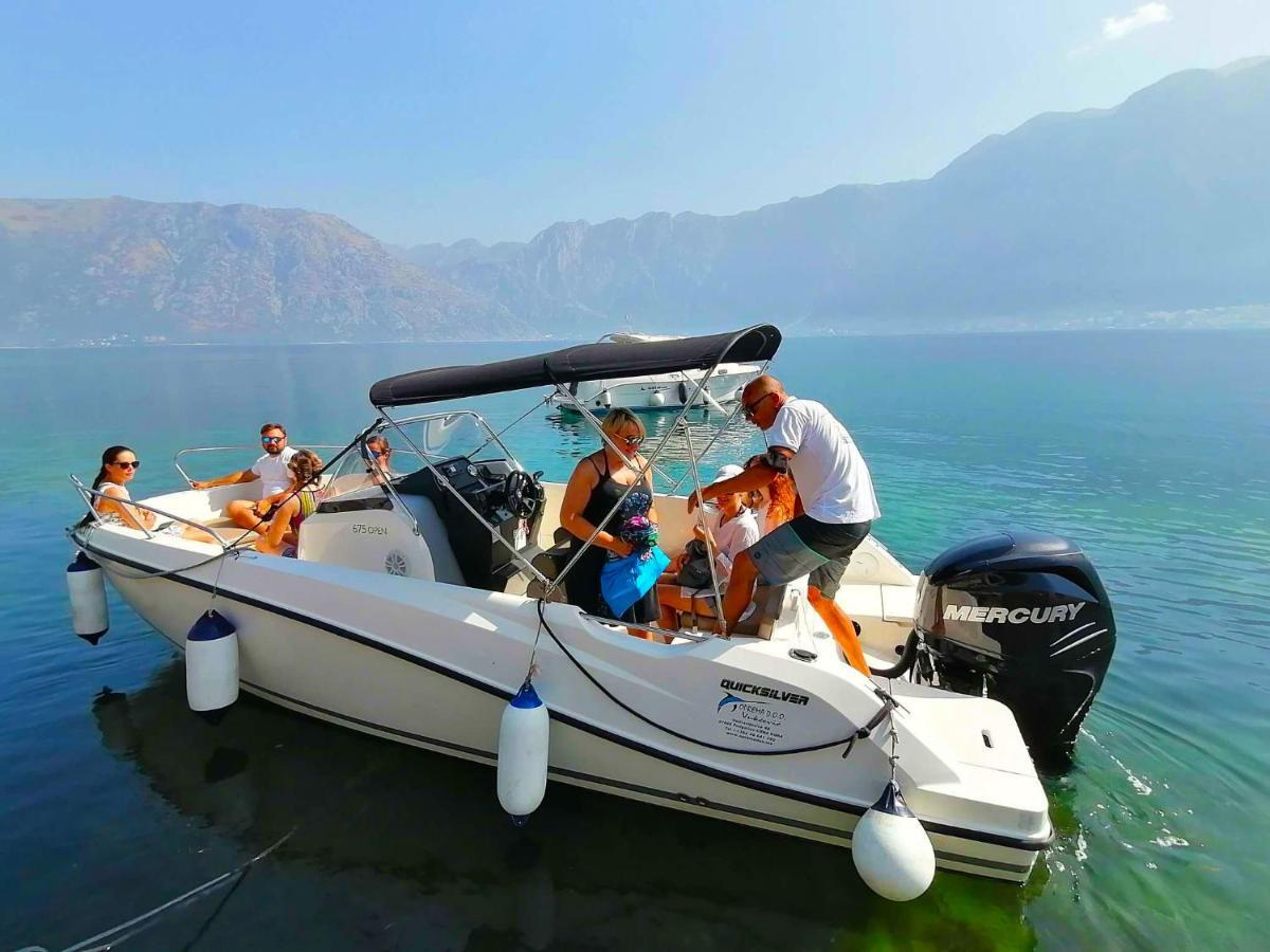 Bay Of Kotor View Apartment With Pool Prčanj Esterno foto